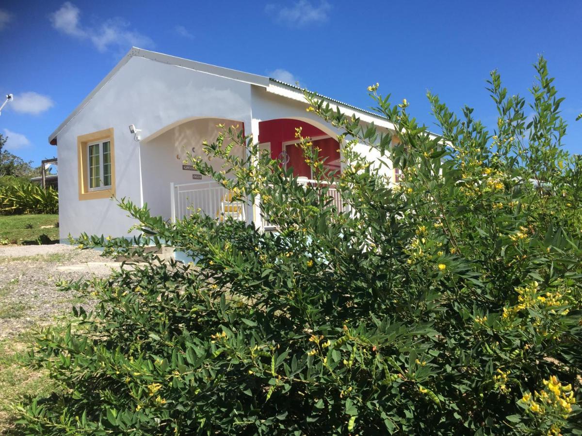 Planete Bleue Habitation Mes Desirs Vila Beaurenom Exterior foto