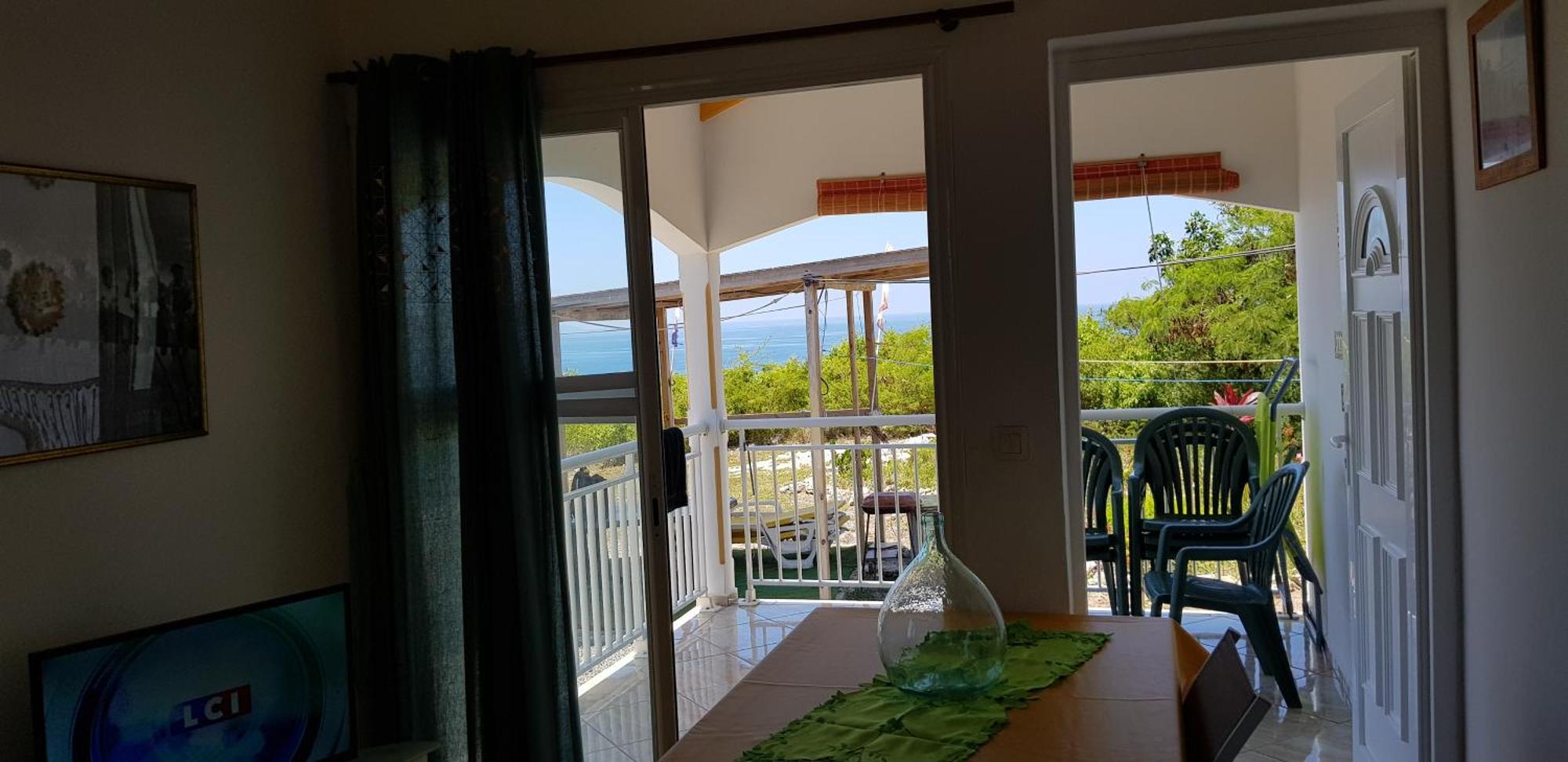 Planete Bleue Habitation Mes Desirs Vila Beaurenom Exterior foto
