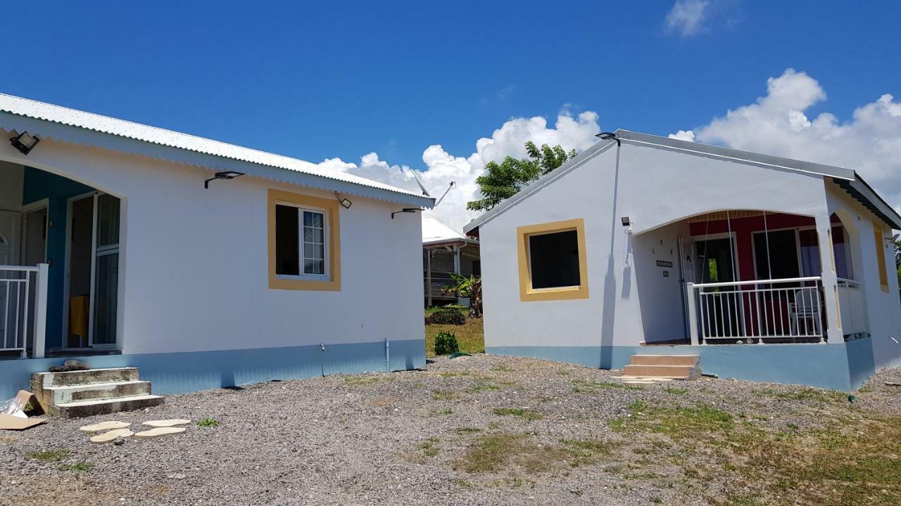 Planete Bleue Habitation Mes Desirs Vila Beaurenom Exterior foto