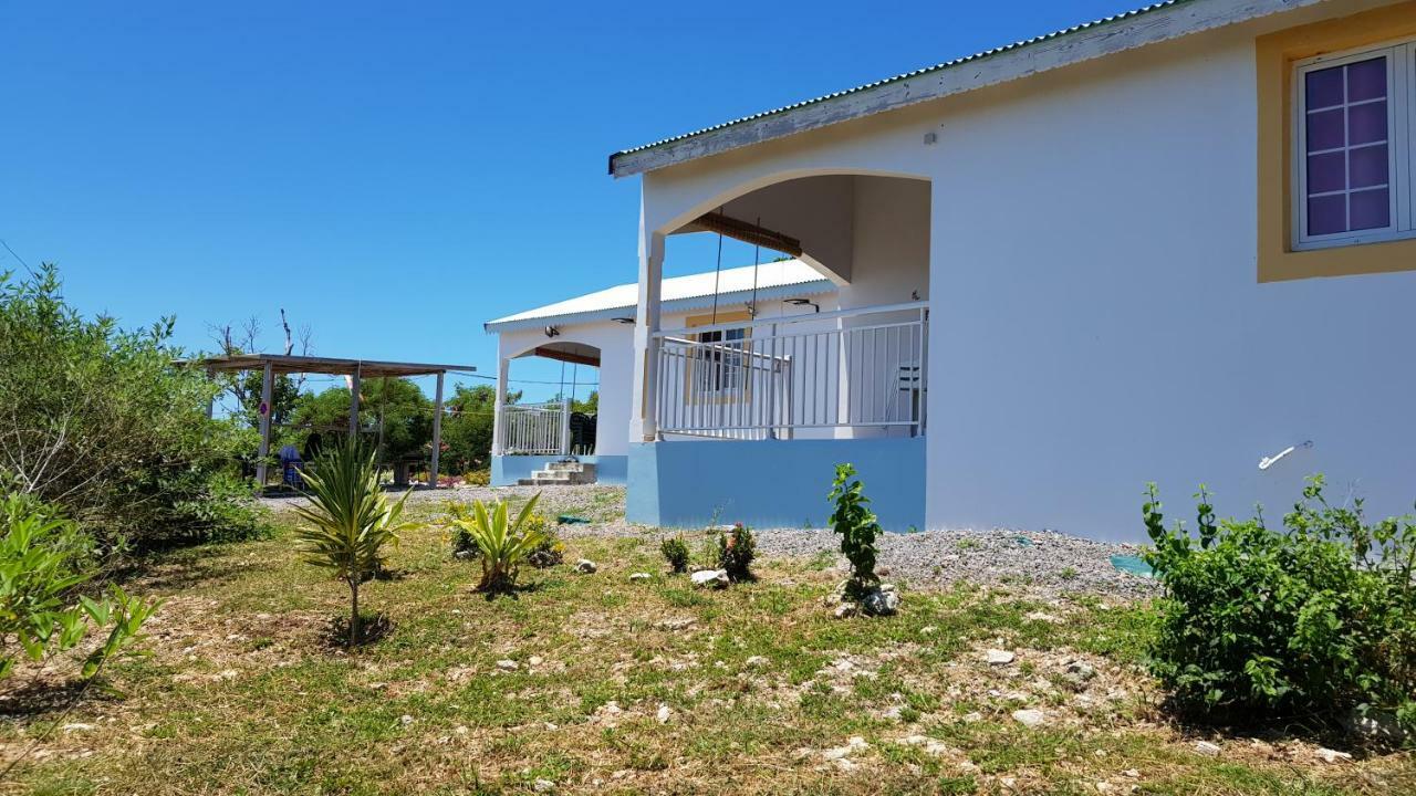Planete Bleue Habitation Mes Desirs Vila Beaurenom Exterior foto