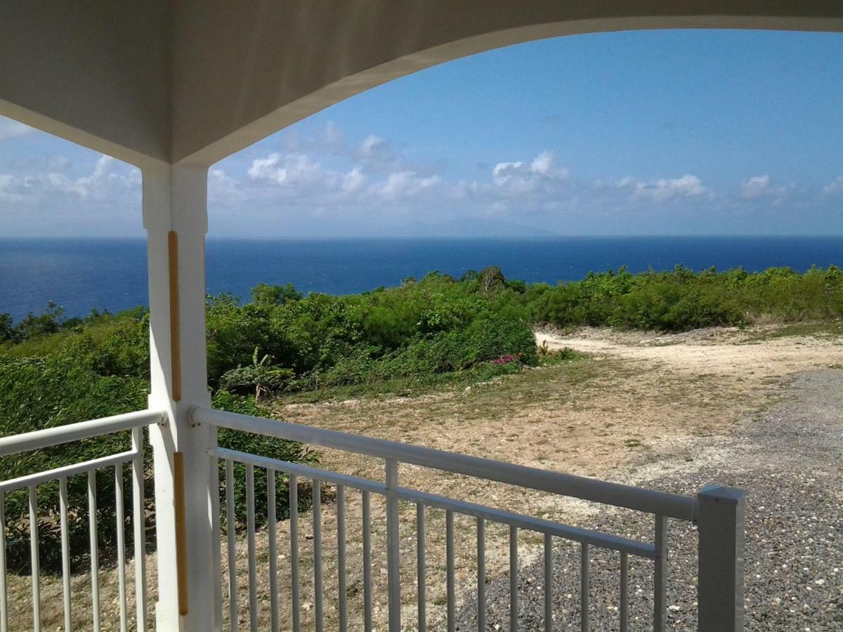 Planete Bleue Habitation Mes Desirs Vila Beaurenom Exterior foto