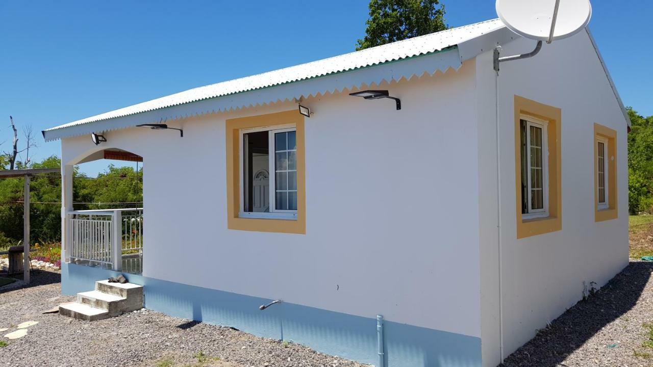 Planete Bleue Habitation Mes Desirs Vila Beaurenom Exterior foto
